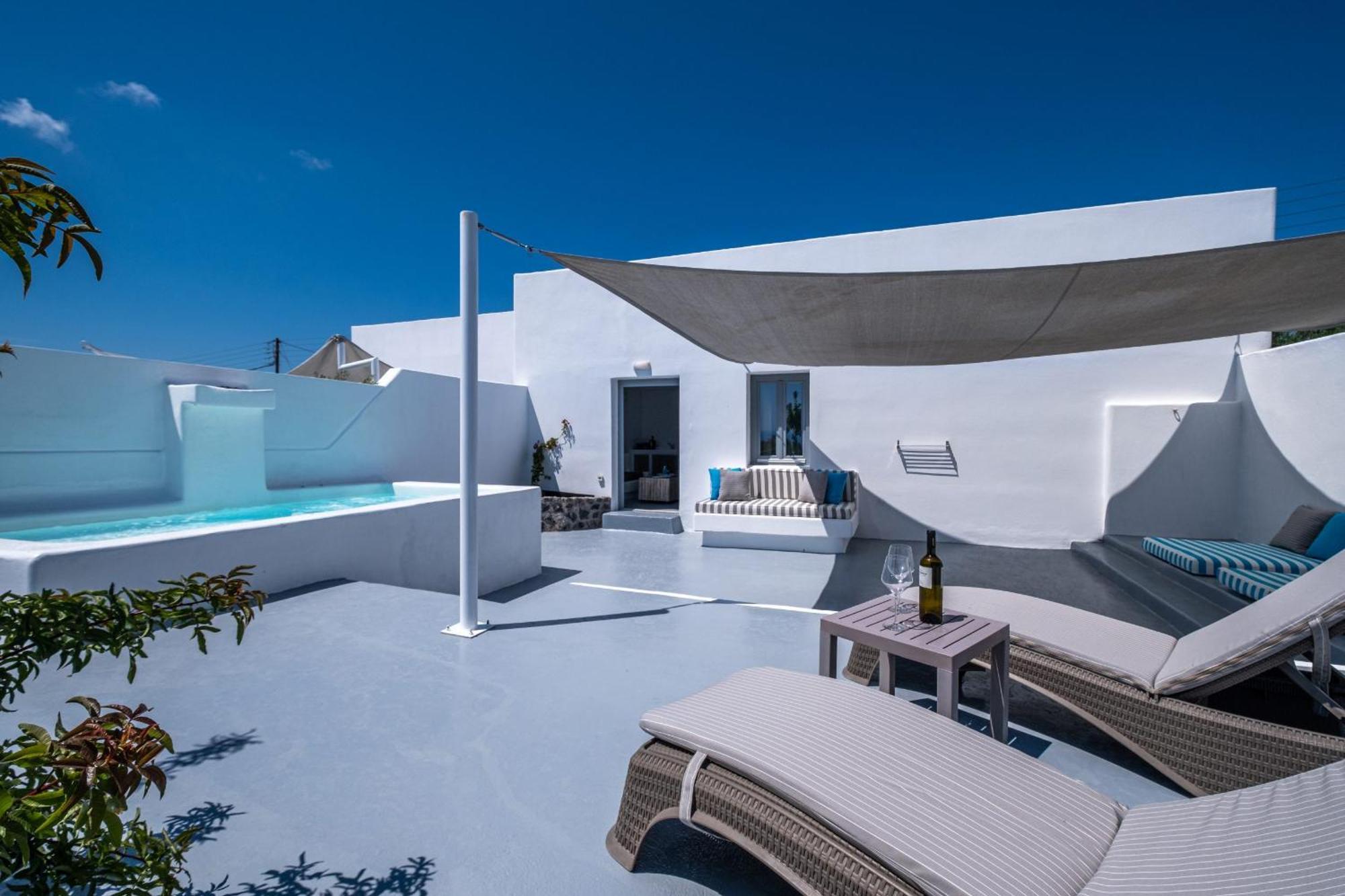 Majestic Sky Luxury Suites Megalochori  Extérieur photo